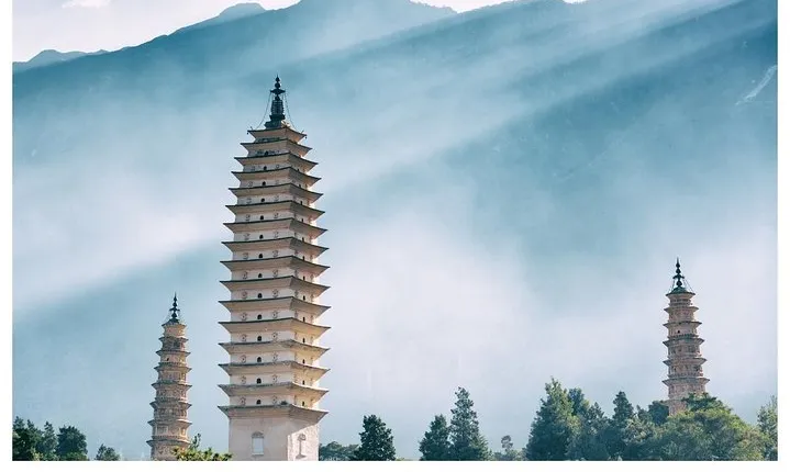 Private Day Tour of Dali Explore the Ancient City