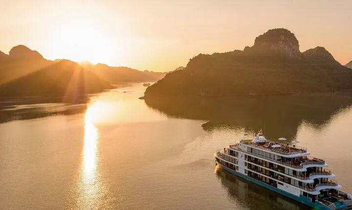 Capella Cruise 3-day Explore Halong Bay and Lan Ha Bay from Hanoi