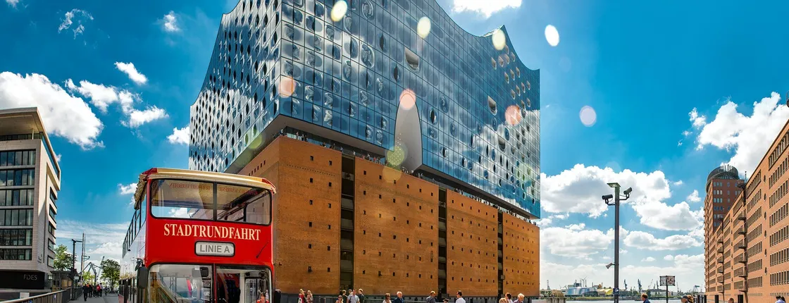 Hamburg hop-on hop-off bus tour 1-day ticket