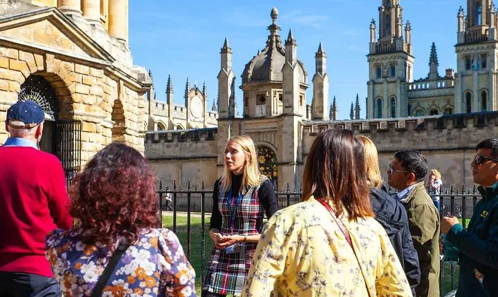 Oxford University Walking Tour With University Alumni Guide