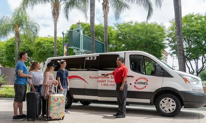Shared Airport Arrival Transfer: LAX International Airport to Anaheim, Buena Park or Garden Grove