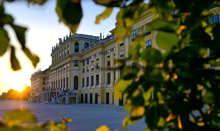 Schonbrunn Palace Vienna Museum Ticket & Audio Tour
