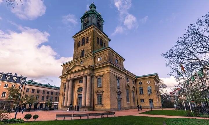 Discover Gothenburg - Private Walking Tour