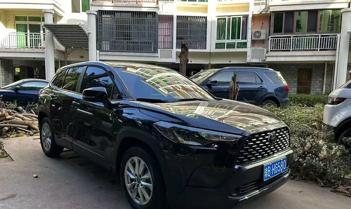 Rent a car to drive in Sanya with a non-Chinese driver license