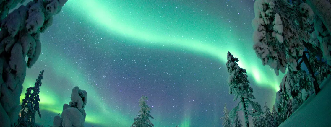 Photo hunt for the Northern lights