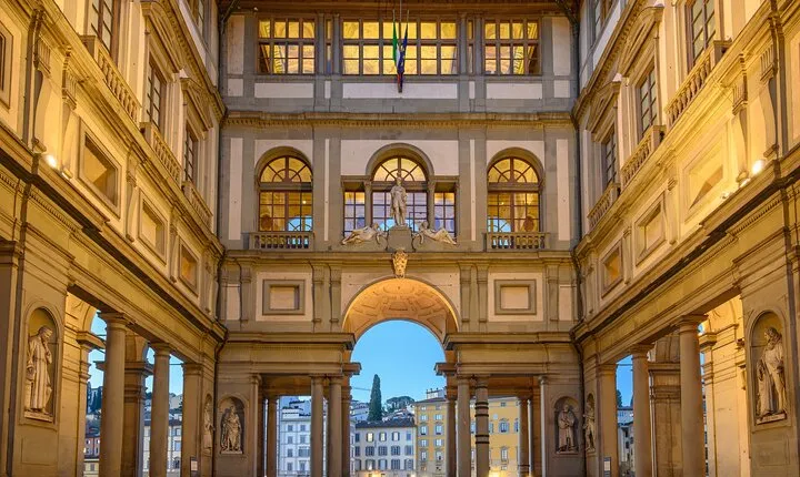 Uffizi Gallery & Accademia: Private Full-Day Walking Tour