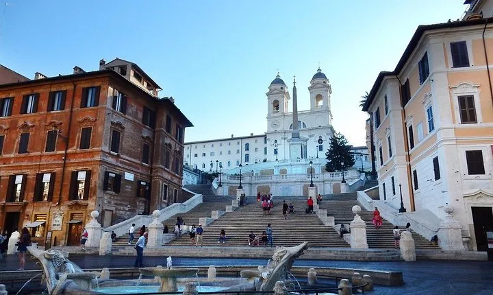 Private Guided Tour in Rome with Driver for 2 Days