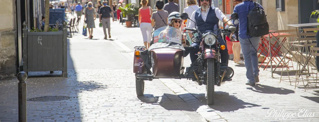 Retro Classic sidecar tour from Tours