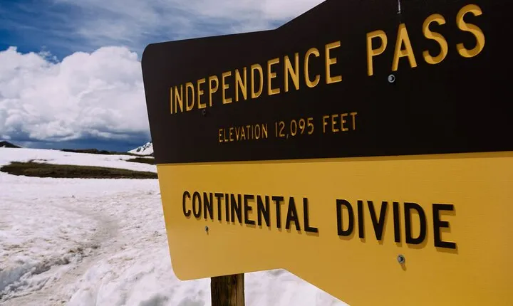 Aspen via Independence Pass Private Colorado Adventure Tour