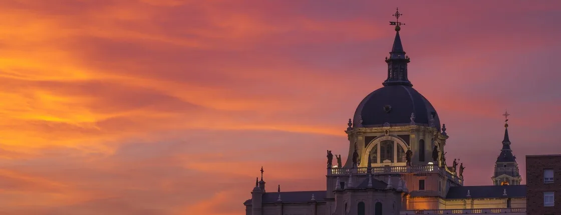 Guided sunset tour in Madrid with optional flamenco show