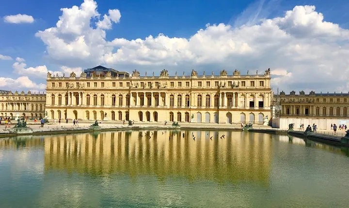 Versailles Palace Private Tailored Guided Tour With Hotel Pickup