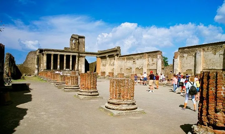 Pompeii & Herculaneum Day Trip from Naples with Lunch