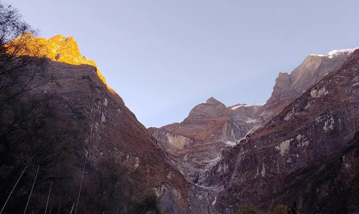 3 Days Sikles Kapuche Glacier Lake Trek from Pokhara