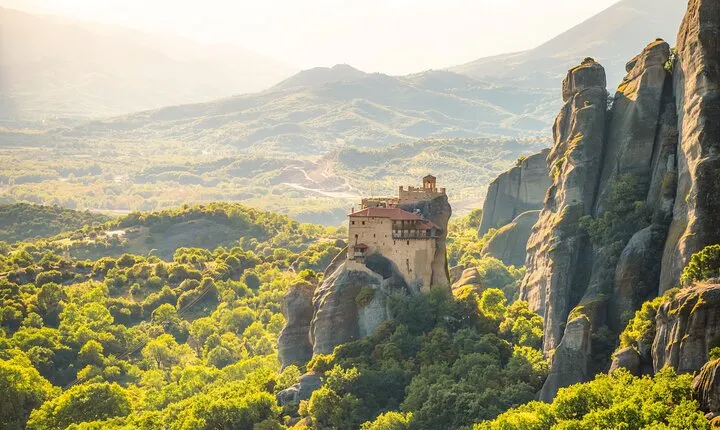 2 Days Private Tour: Delphi & Meteora