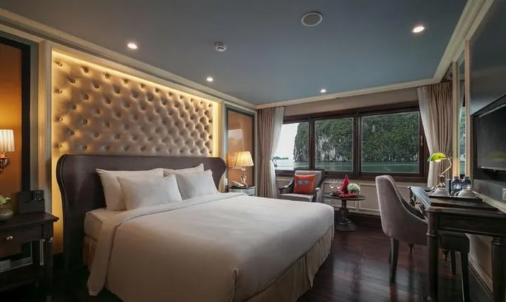 2 days - 1 night in Bai Tu Long Bay at 5 stars cruise - private balcony cabins