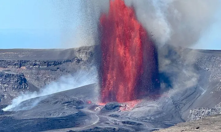 Hilo Shore Excursion: Active Volcano, Lava Tube, Waterfall and Gardens