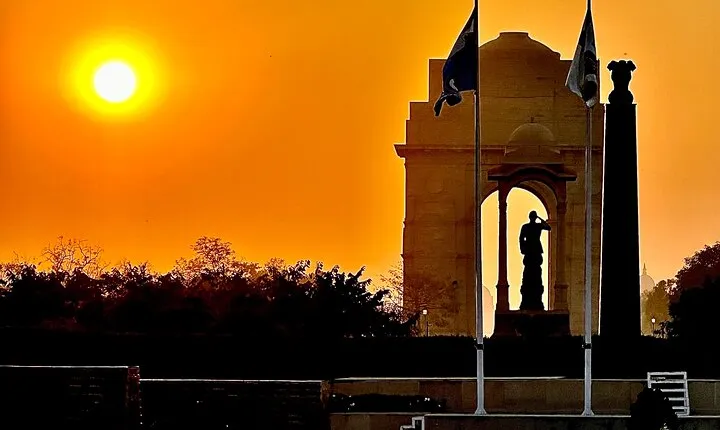 Comprehensive Half Day-Old/New Delhi Tour