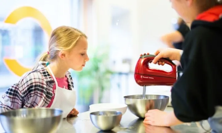 Fun Family Cooking Experience