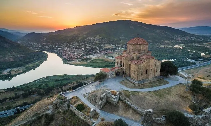 Mtskheta, Ananuri, Gudauri and Kazbegi Full Day Tour from Tbilisi