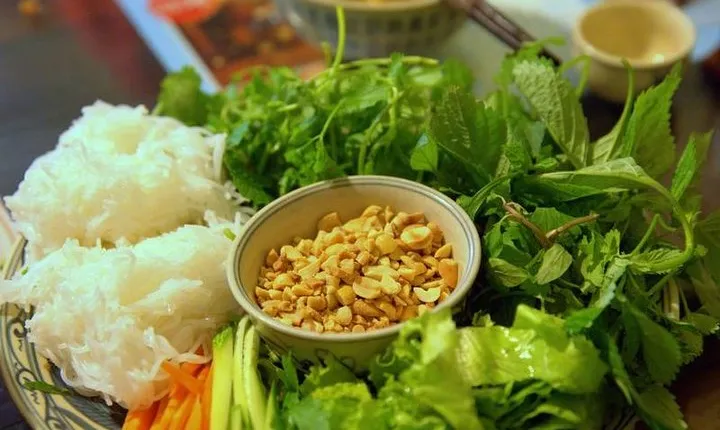 Hanoi Street Food Evening Tour