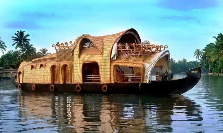 Houseboat day cruise in Ashtamudi Lake with lunch- Trivandrum pick up