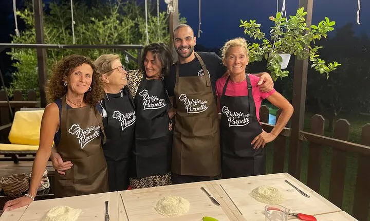 Cooking class, dinner and wine tasting in Lecce (Corigliano)