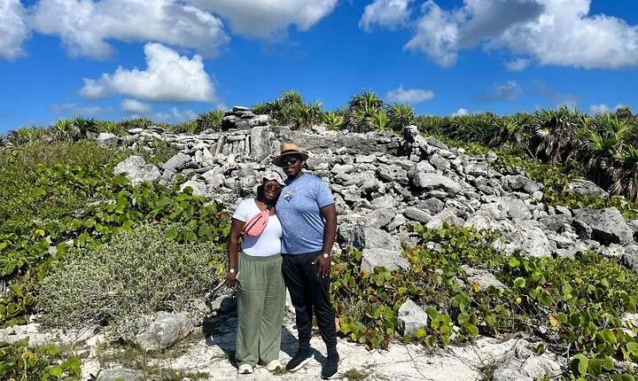 Private Mayan Ruins Tour with Cenote/caves and Mexican Picnic