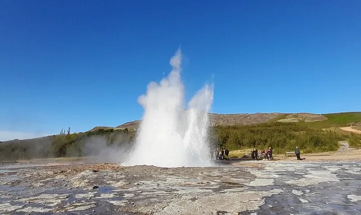 Golden Circle Private Tour with a Local Guide