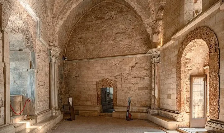 Castel del Monte Castle Entry Ticket