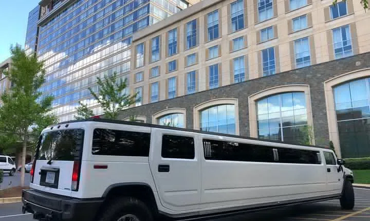 Day or Night Private DC Monuments Tour | Luxury Stretch Limo