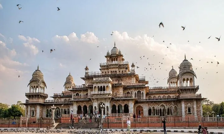 Explore Culture & Religions in Jaipur with a local - Private 4Hrs Tour in AC Car