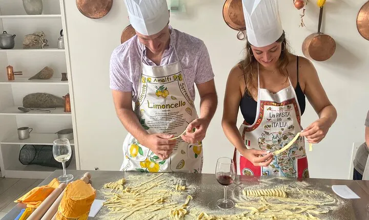 Private Cooking Class in Sorrento & garden visit.