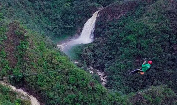 Highest Zipline and Giant Waterfall Private Tour from Medellin