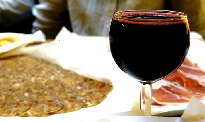 Bologna private wine tour