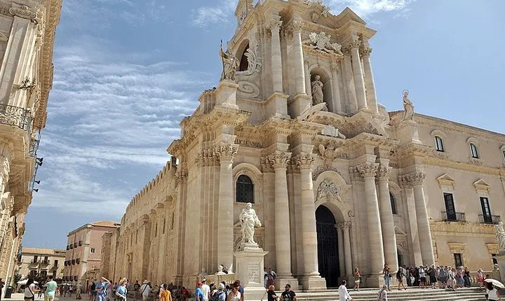 Day Trip from Taormina: Syracuse & Noto Private Tour with Driver