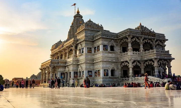 2-Day Private Mathura and Vrindavan Tour from Delhi