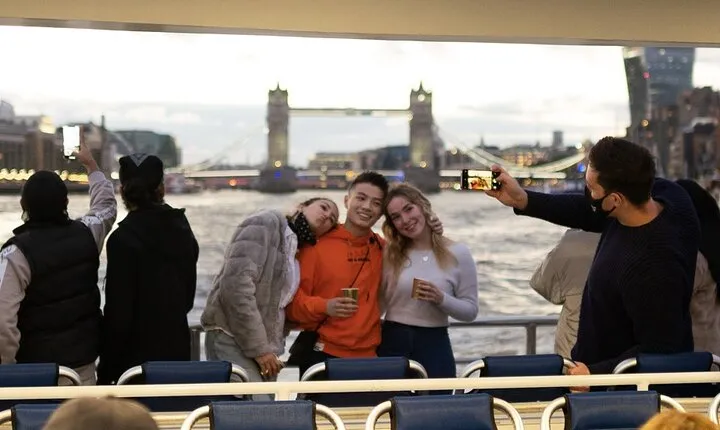 London: Uber Boat - Single Journey River Thames Cruise 