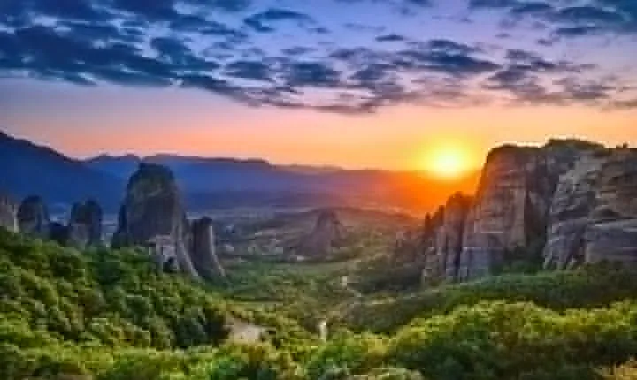 Breath-taking Meteora Sunset Tour