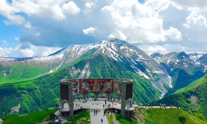 Private Kazbegi and Gudauri Mountain Tour