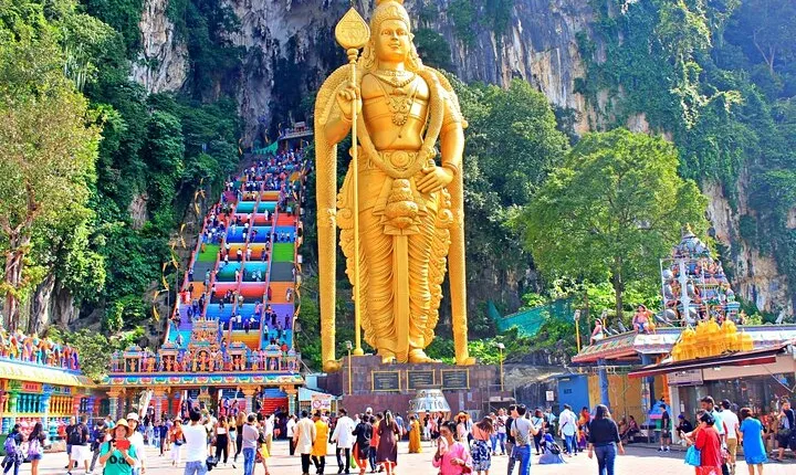 Private Halfday Cultural Tour of Kuala Lumpur Religious Gems *25*