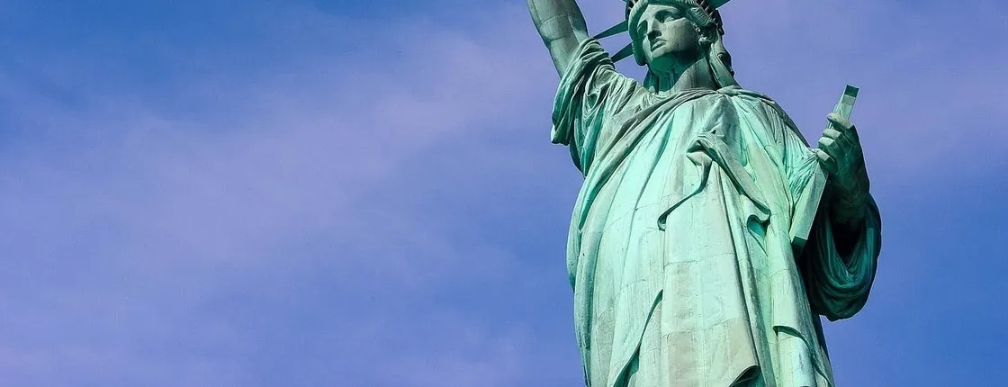 Statue of Liberty and Immigration Museum with Ferry and Audio Guide
