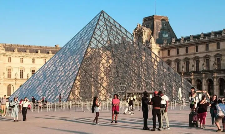 Louvre Museum Entrance Ticket