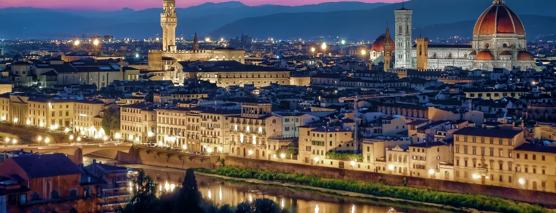 Legends of Florence: Private Walking Tour by Night