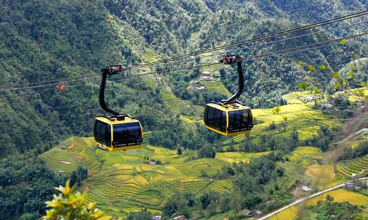 2-Days Sapa Tour with Fansipan Cable Car Trekking Three Village