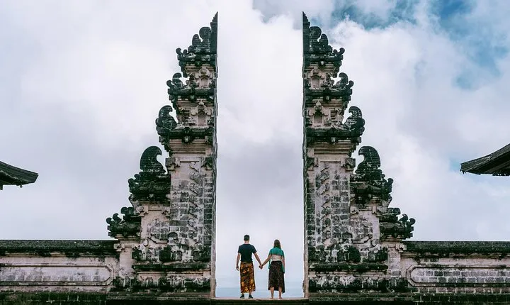 Bali Instagram: Gate of Heaven Temple Tour