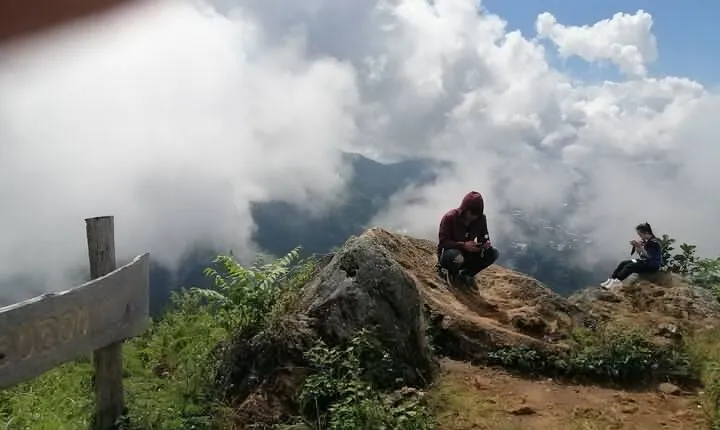 No.1 Chiang Mai: Mon Long Peak Climb & Downhill Bike Ride