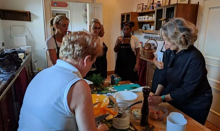 Private cooking class with Le Locandiere