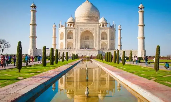 Agra Private Day Tour With Taj Mahal , Agra Fort and Fatehpur Sikri