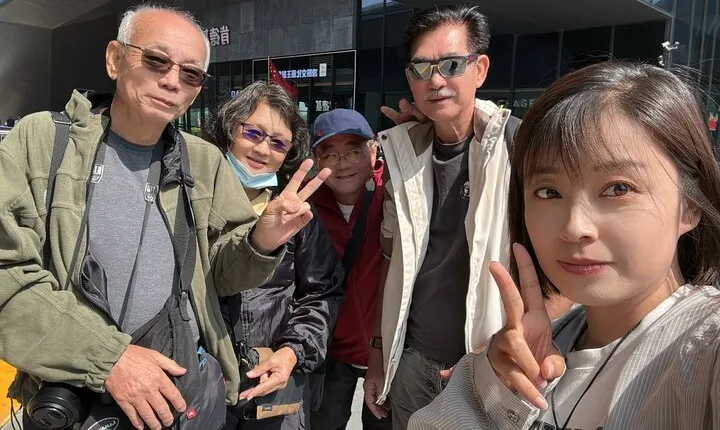 Beijing Hanging Temple and Yungang Grottoes by Bullet Train