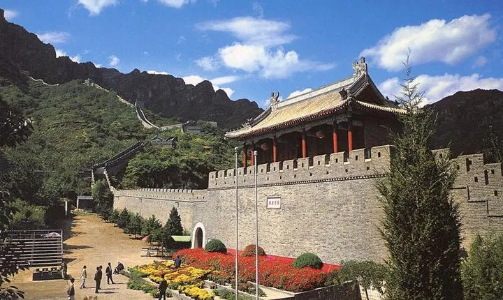 Private Full-Day Huangyaguan Great Wall Hiking Tour from Beijing
